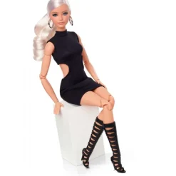 Barbie Basics Model 04