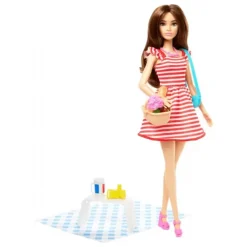 Barbie Holiday Paris Dukke