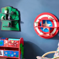 Captain America væghylde