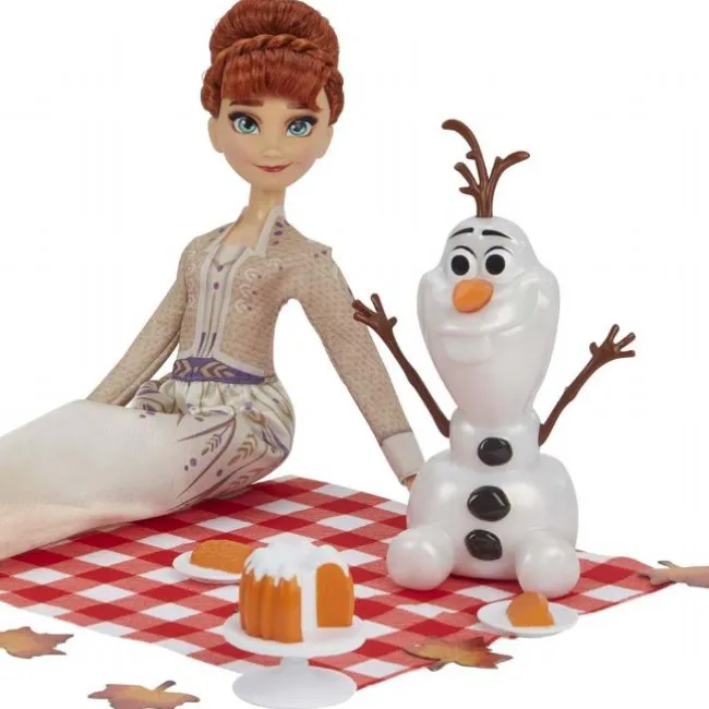 Frost 2 Anna & Olaf Picnic