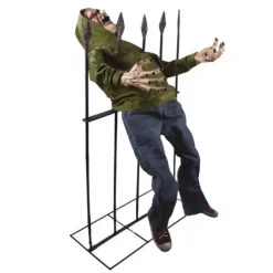 Gennemboret Zombie 140 cm