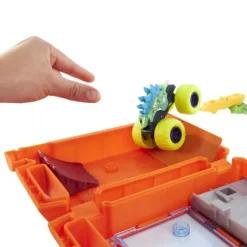 Hot Wheels Fuel N Go Playset Monster Tru