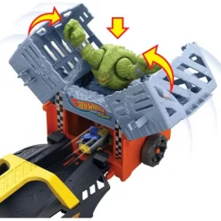 Hot Wheels RacerVerse Batman Trackset