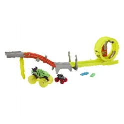 HW Monster Trucks Charge + Chase