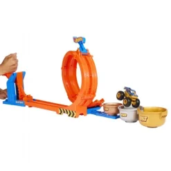 HW Monster Trucks Loop + Flip Trophy