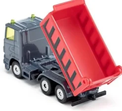 Lastbil med tippelad og vippetrailer