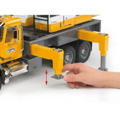 MACK Granite Liebherr Kranlastbil