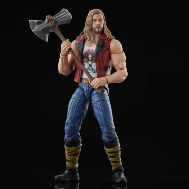 Marvel Love and Thunder Ravager Thor