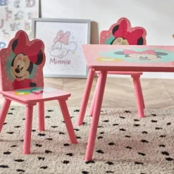Minnnie Mouse bord og stole