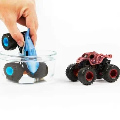 Monster Jam Megalodon & Octon8er