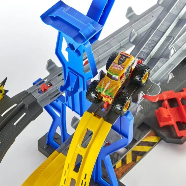 Monster Jam Monster Garage