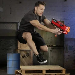 Nerf Rival Helios XVIII 700 Rød