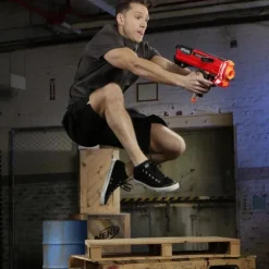 Nerf Rival Helios XVIII 700 Rød
