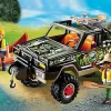 Pick up truck
