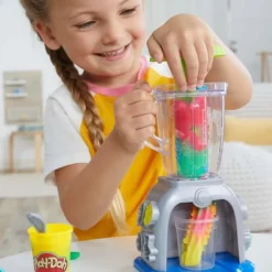 Play Doh Swirlin Smoothies Blender