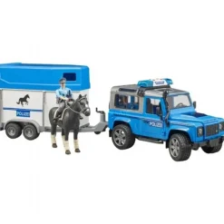 Politi Land Rover med hestetrailer