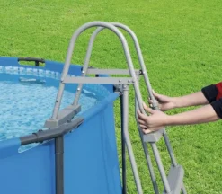 Pool stige 107 cm