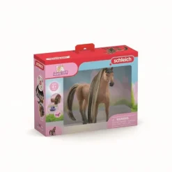 Smukke Akhal-tekiner hingst