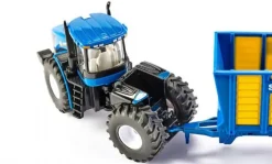 Traktor med ensilagetrailer