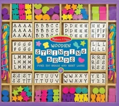 Træperler med bogstaver