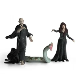 Voldemort,Nagini og Bellatrix Lestrange